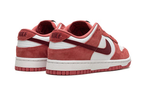 Tênis Nike Dunk Low "Valentine's Day" Vermelho