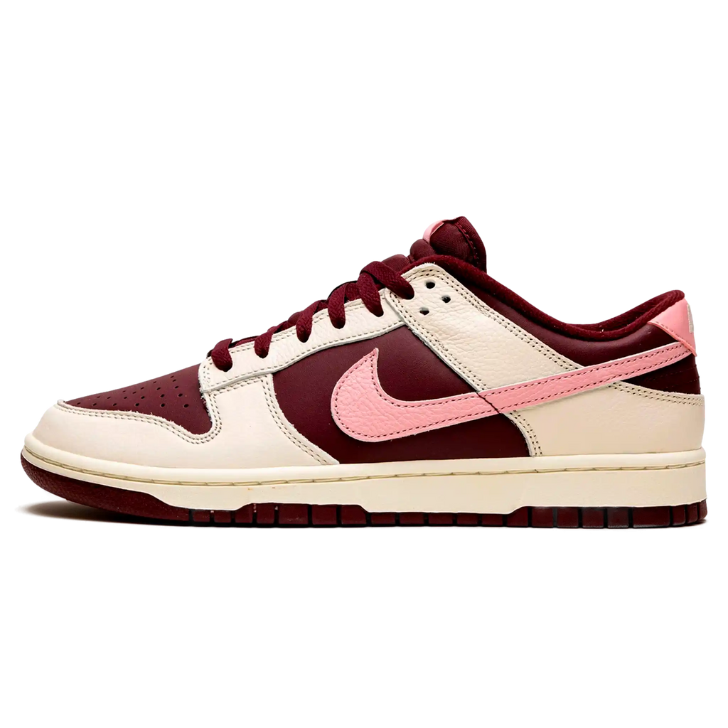 Tênis Nike Dunk Low "Valentine's Day" Bordô
