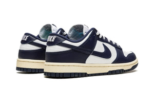 Tênis Nike Dunk Low "Vintage Navy" Azul