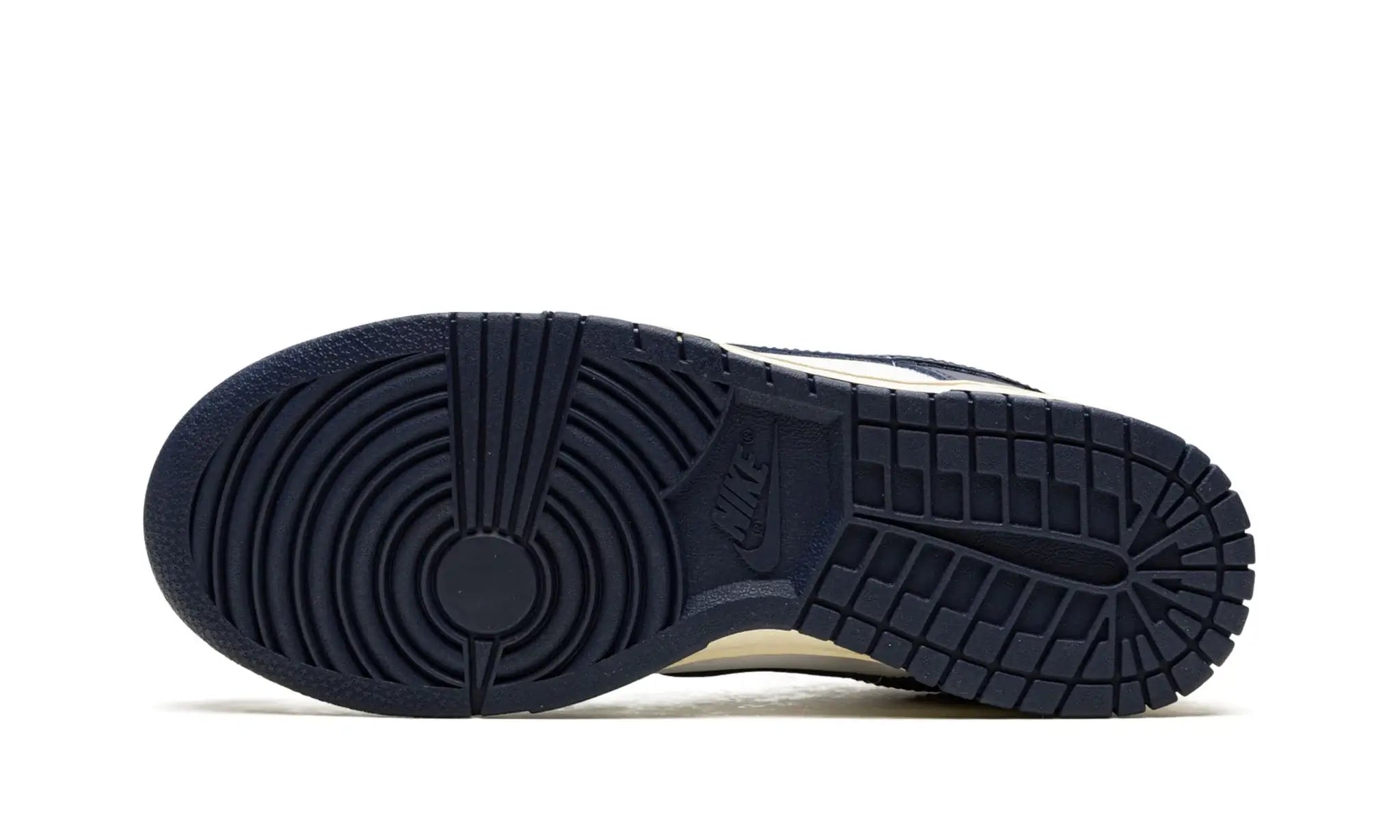 Tênis Nike Dunk Low "Vintage Navy" Azul