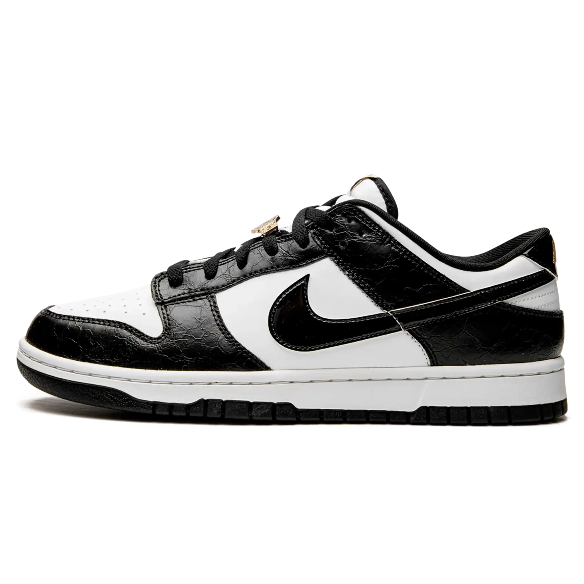Tênis Nike Dunk Low Black "World Champ" Preto / Branco