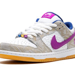 Tênis Nike Dunk Low SB "Rayssa Leal"