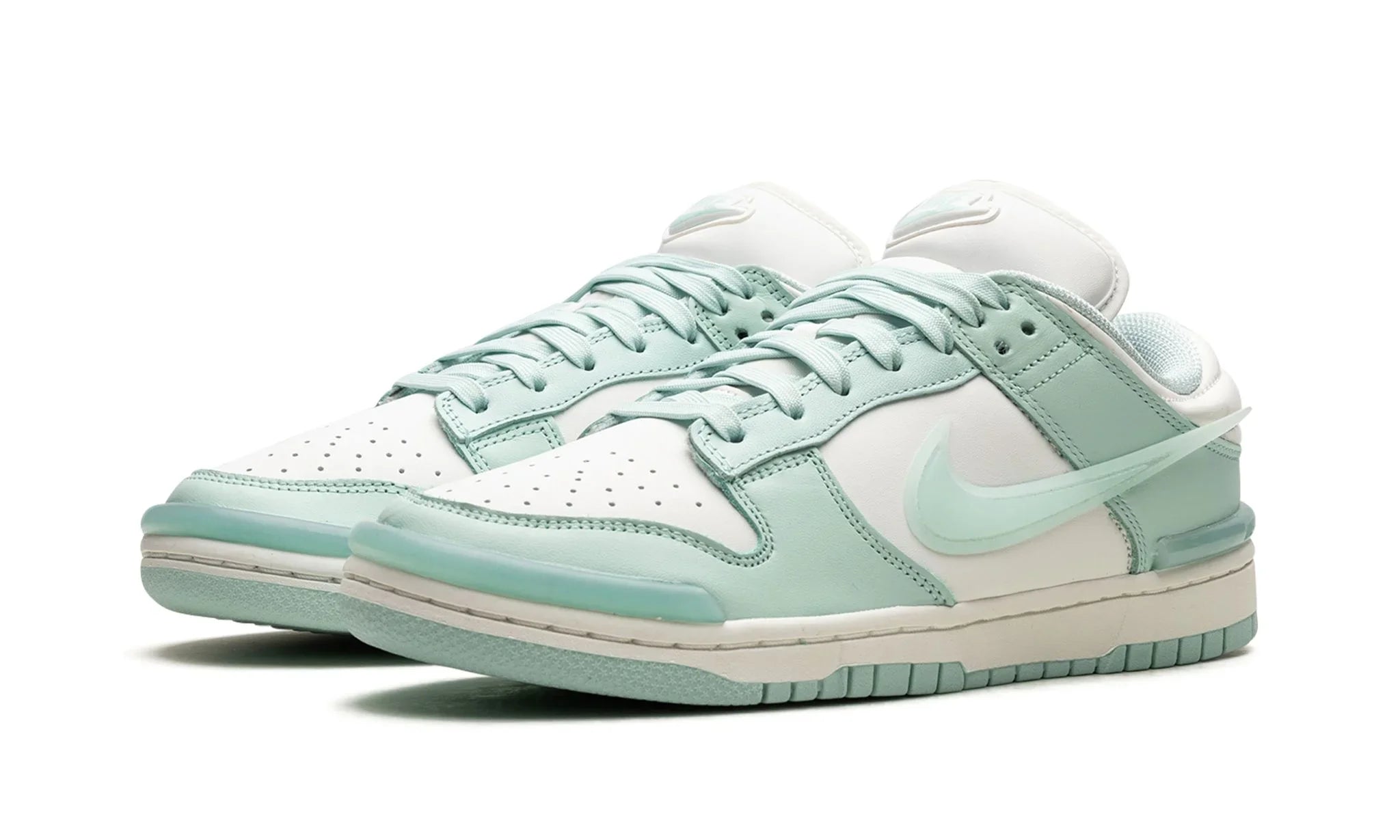 Tênis Nike Dunk Low "Jade Ice" Azul