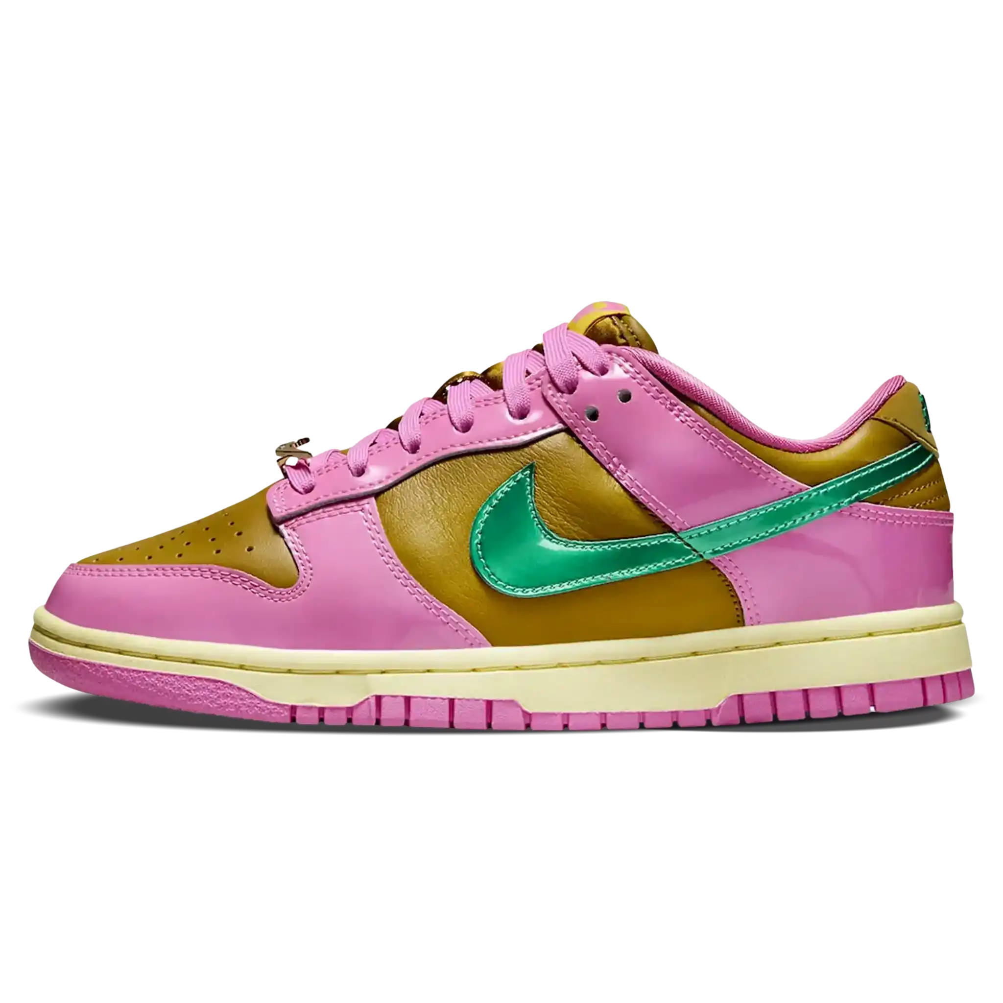 Tênis Nike Dunk Low x Parris Goebel "Playful Pink" Rosa