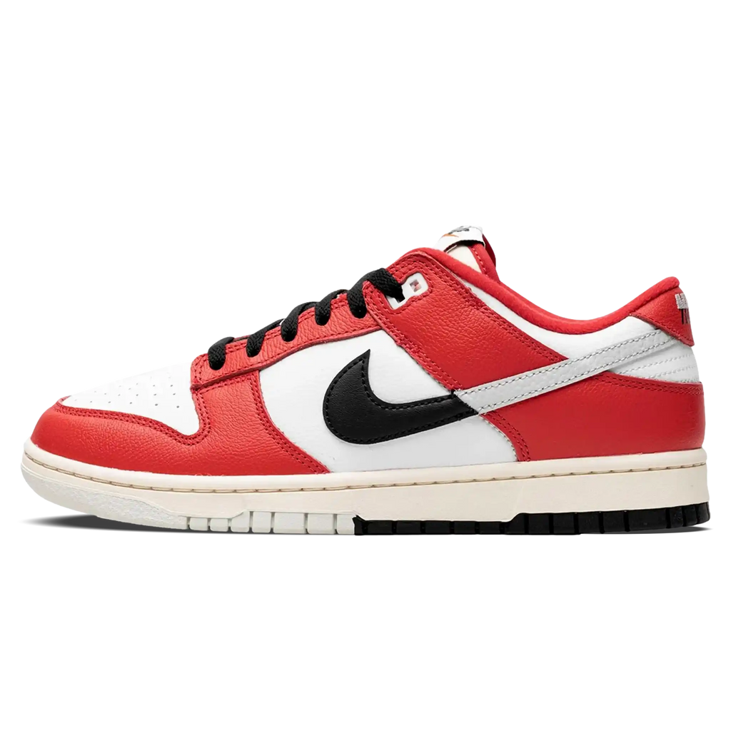 Tênis Nike Dunk Low "Chicago Split" Vermelho