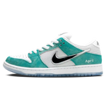 Tênis Nike Dunk Low SB x April Skateboards