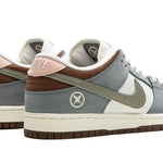 Tênis Nike Dunk Low SB x Yuto Horigome Cinza