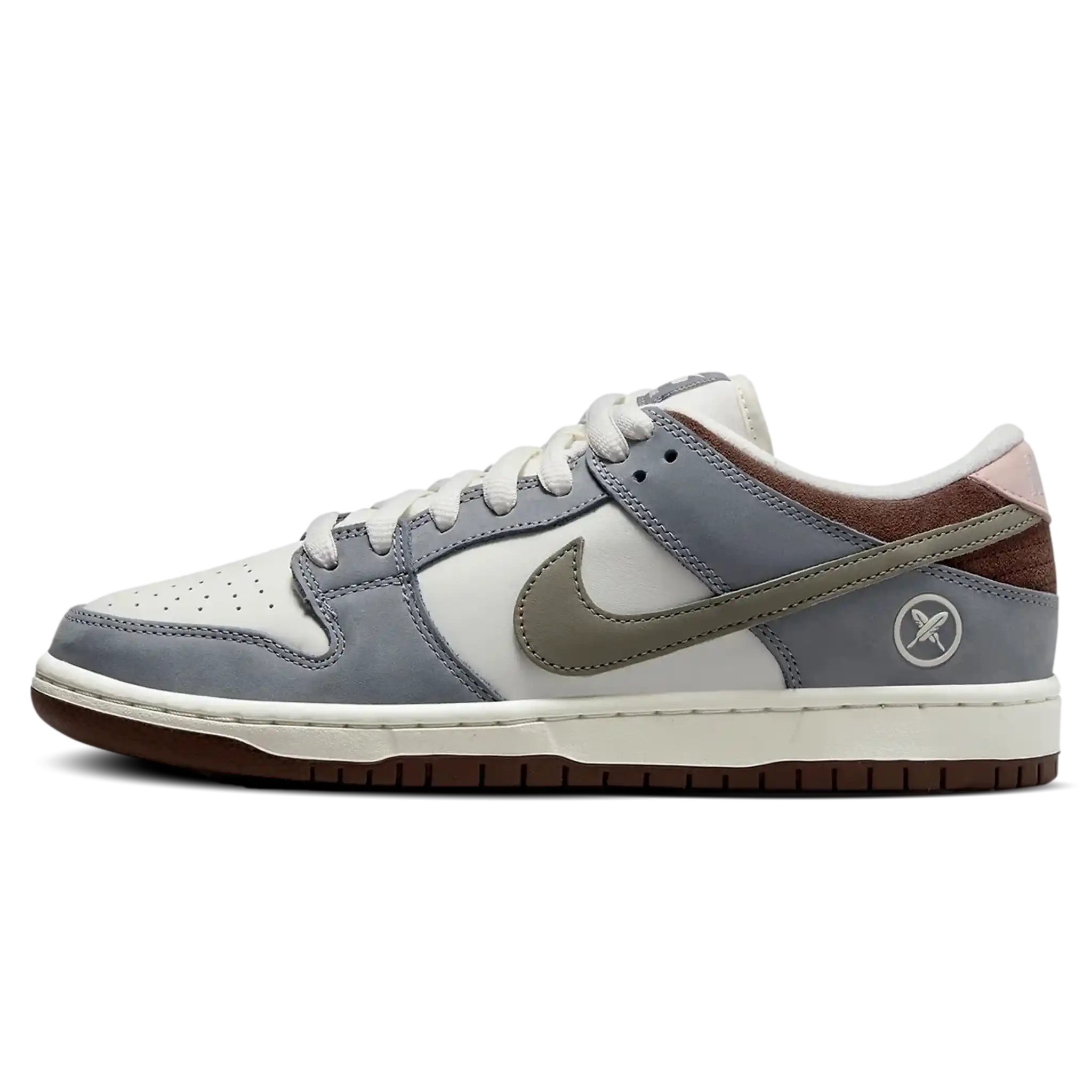 Tênis Nike Dunk Low SB x Yuto Horigome Cinza